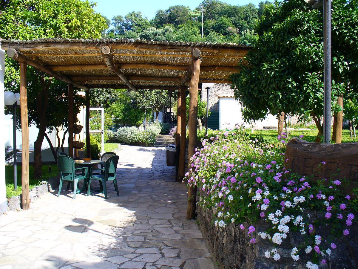 Hotel La Marticana Isquia Exterior foto